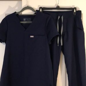 FIGS scrub top & bottom